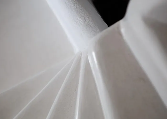 아파트 Vathisthea *