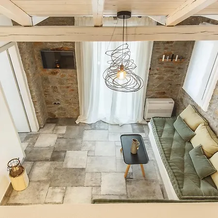 Apartman Vathisthea *